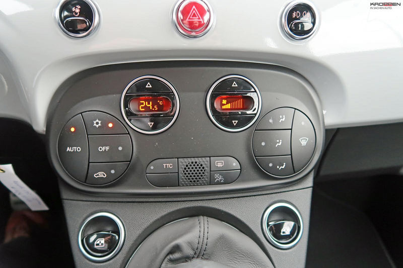 Abarth 595 PDC DAB+ 17" LM Android CarPlay — photo 11