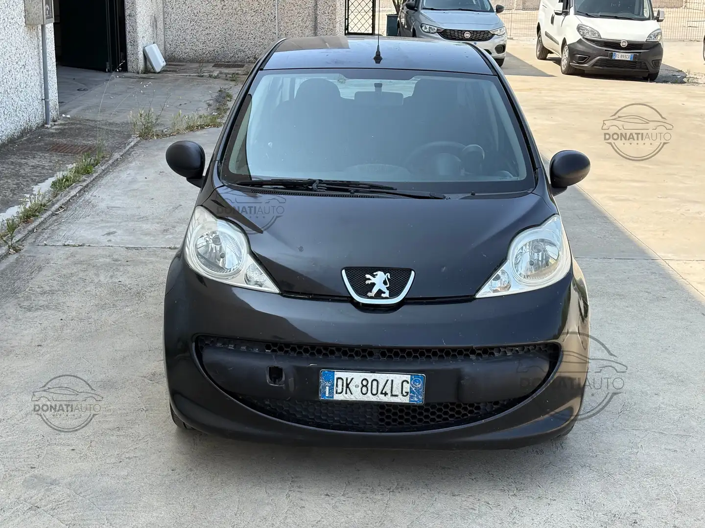 Peugeot 107 5p 1.0 Benzina 12v Neopatentati Cambio Manuale Nero - 2