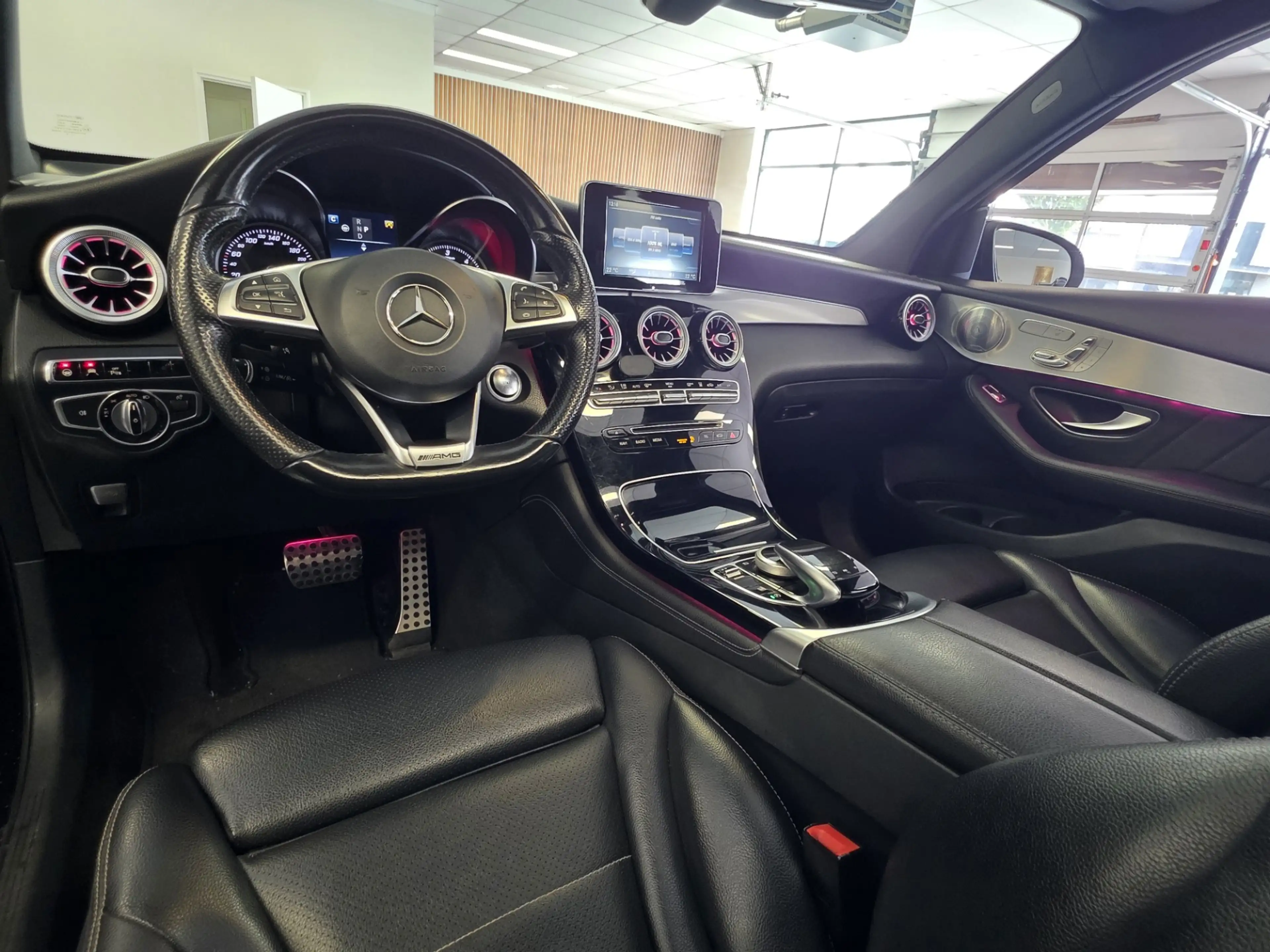 Mercedes-Benz GLC 250 d 4MATIC Edition 1 – AMG-Line – Pano – Automaat — photo 12