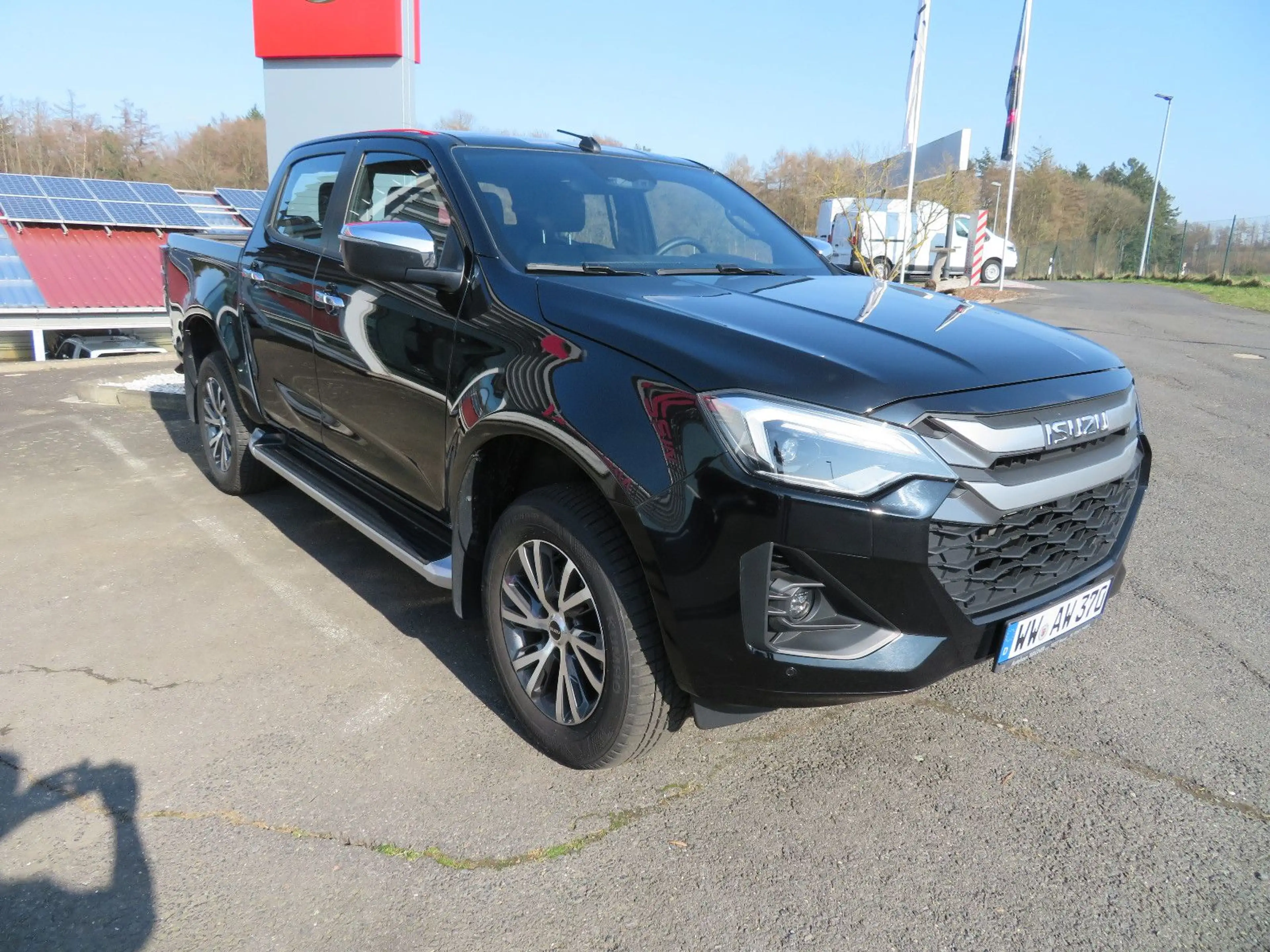 Isuzu D-Max DoKa Face-Lift,AHK geflanscht — photo 2