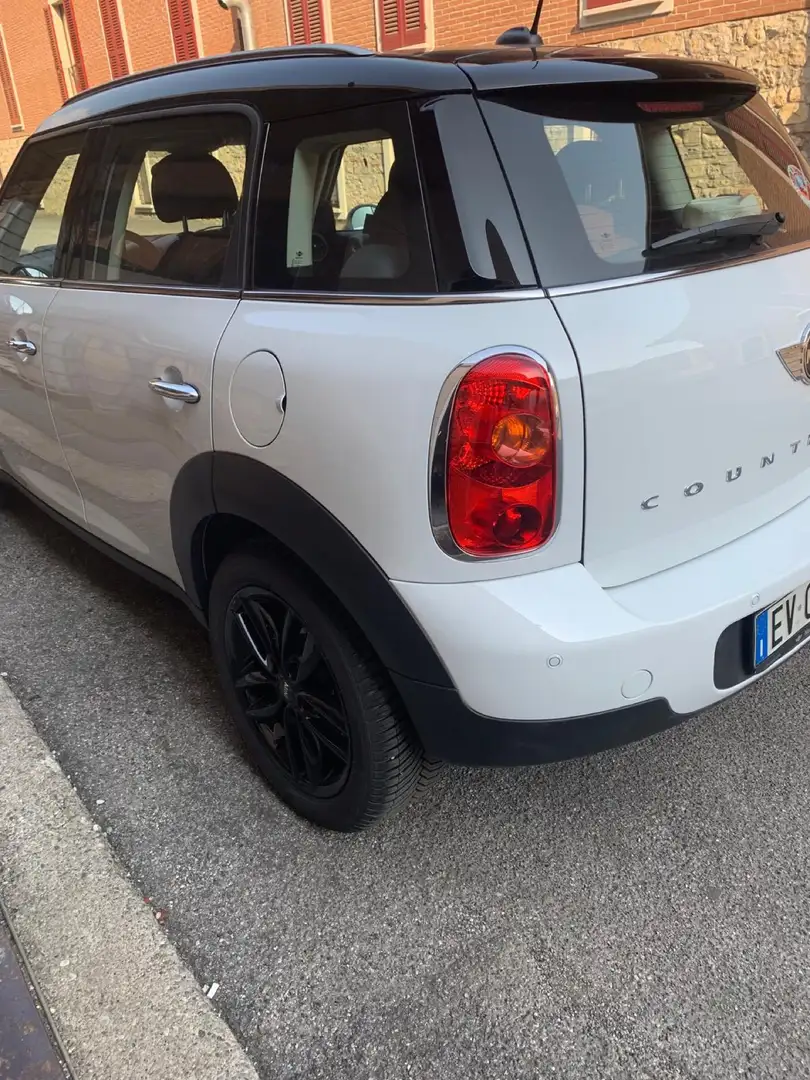 MINI Countryman D Білий - 2