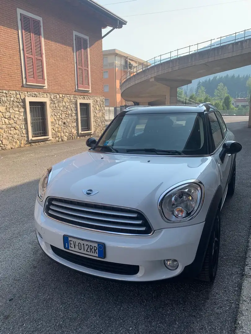 MINI Countryman D Білий - 1