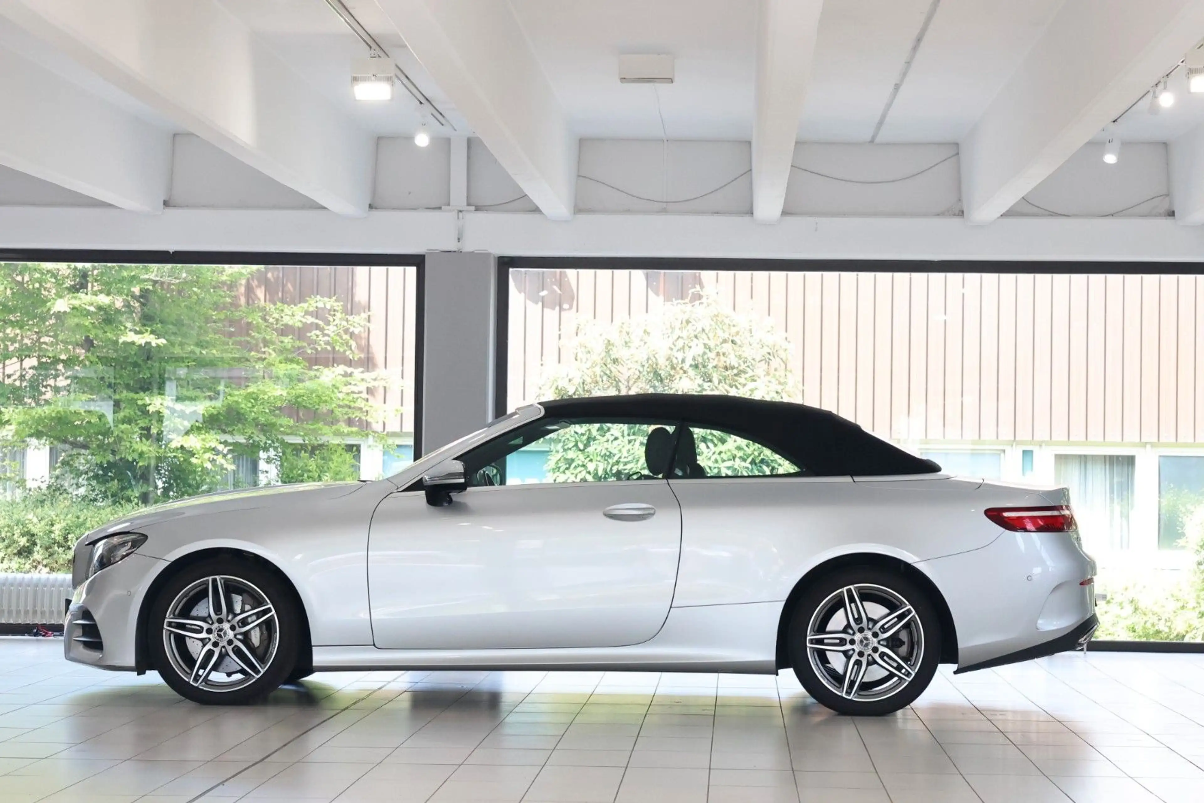Mercedes-Benz E 450 Cabrio 4Matic AMG*ACC*360*HUD* — photo 8