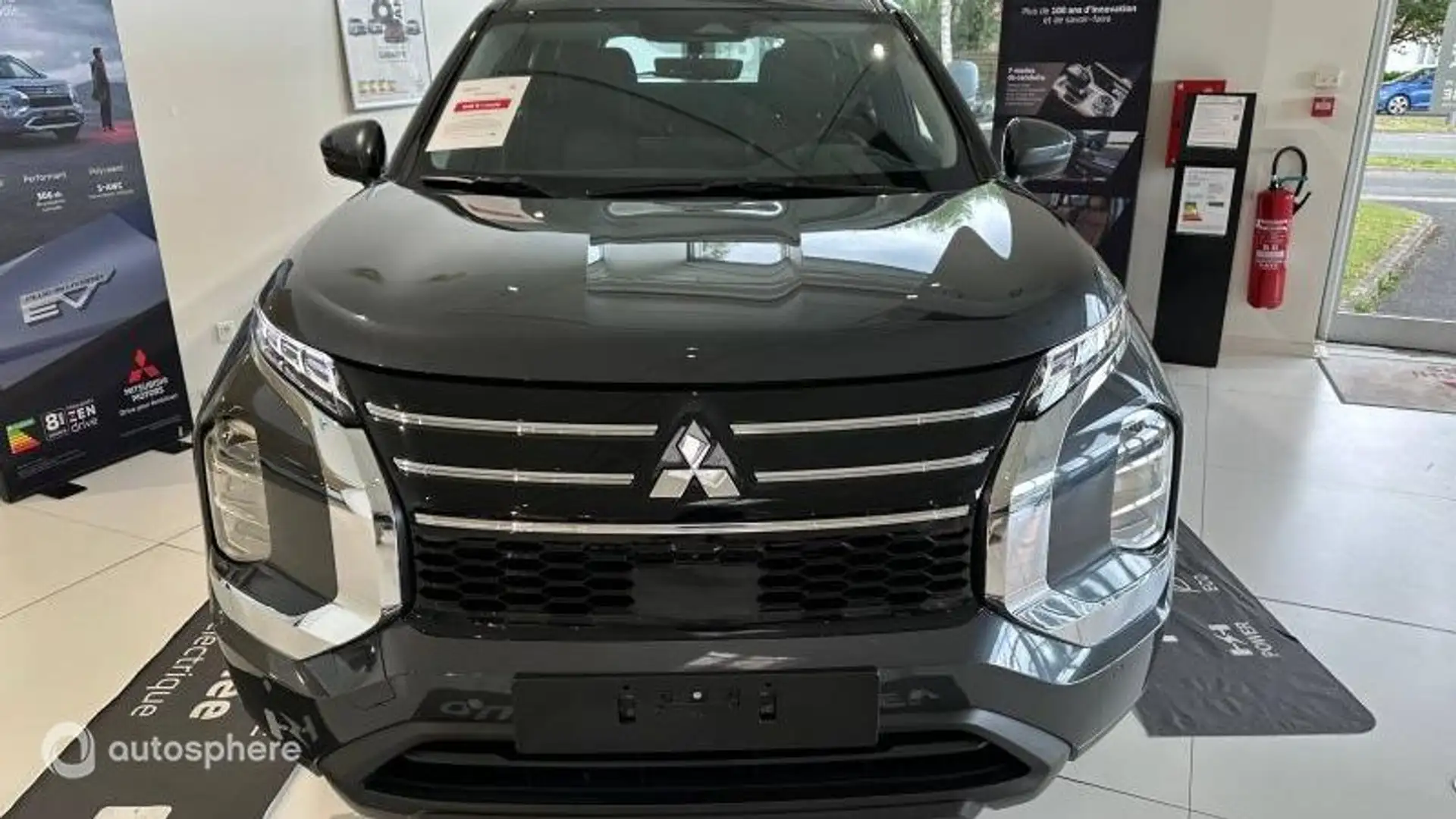 Mitsubishi Outlander 2.4 PHEV 306ch Invite 4WD - 2