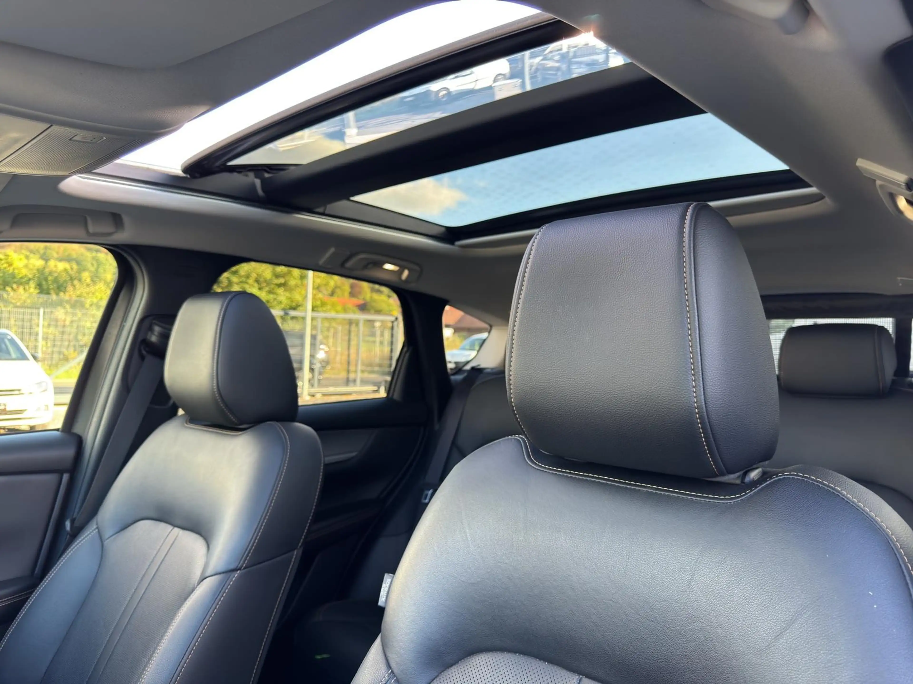 Mazda CX-60 Homura AWD Leder Pano Alu20 AHK 360° — photo 13