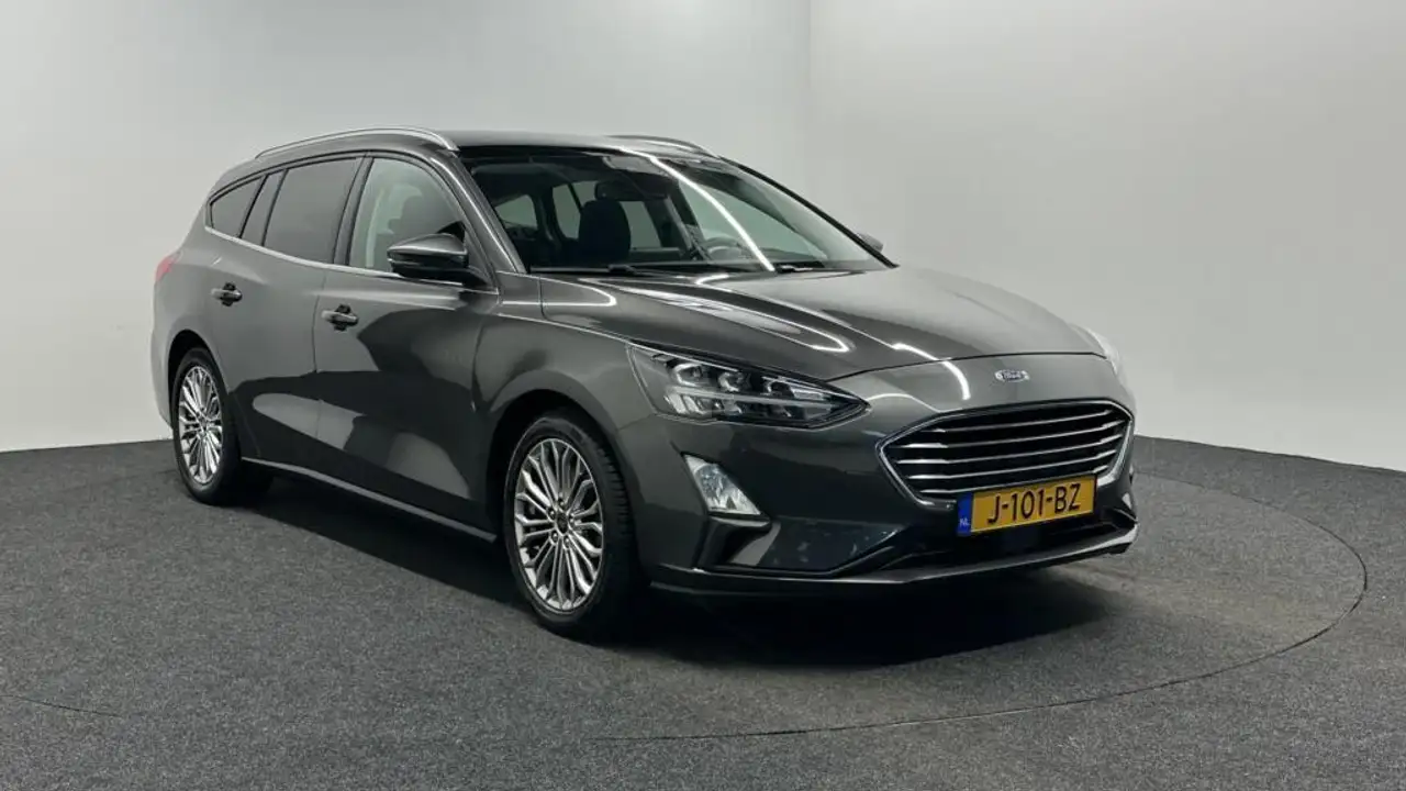Ford Focus Wagon 1.0 EcoBoost Titanium Business PANO TREKHAAK, миниатюра 3
