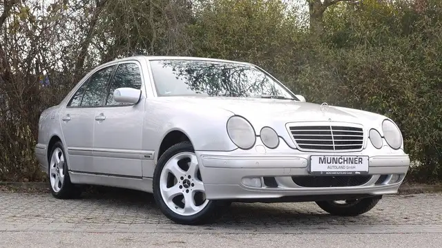 Mercedes-Benz E 430 4MATIC AVANTGARDE