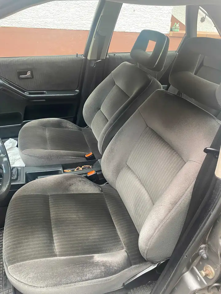 Audi 90 2,0, foto 8