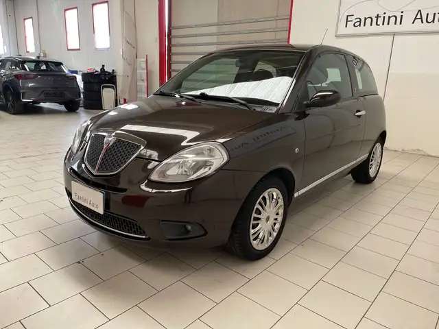 Lancia Ypsilon view 6