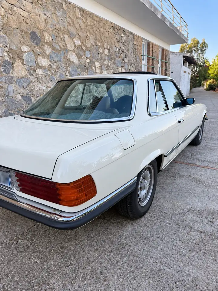 Mercedes-Benz SLC 350, foto 2