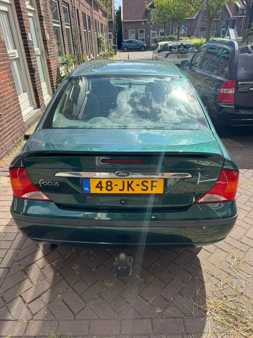 Ford Focus Focus 1.8-16V Ghia Groen - 2
