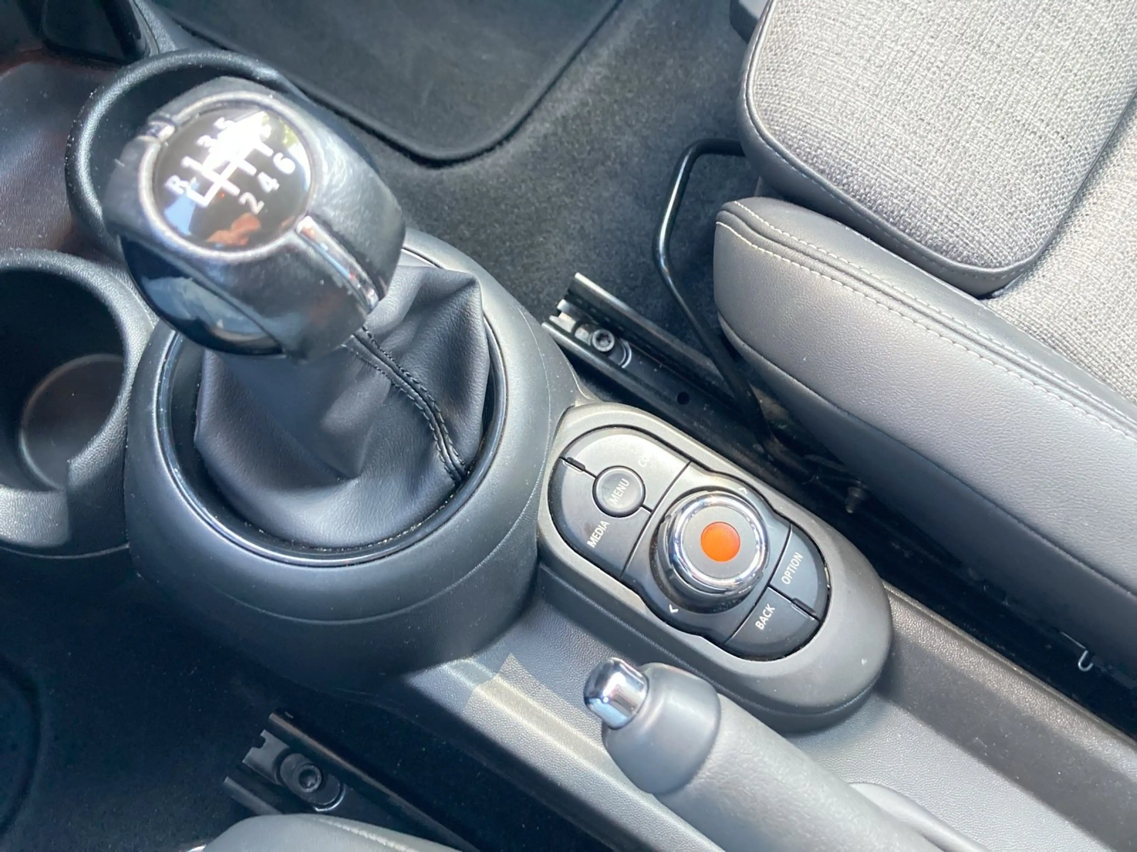MINI Cooper S LED LM17 SITZHZG H-K — photo 11