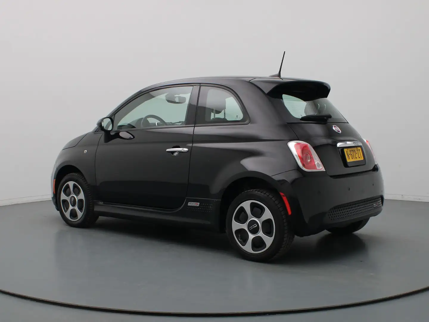 Fiat 500e 24kwh Climate | Cruise | Parkeersens. achter | Sto Zwart - 2