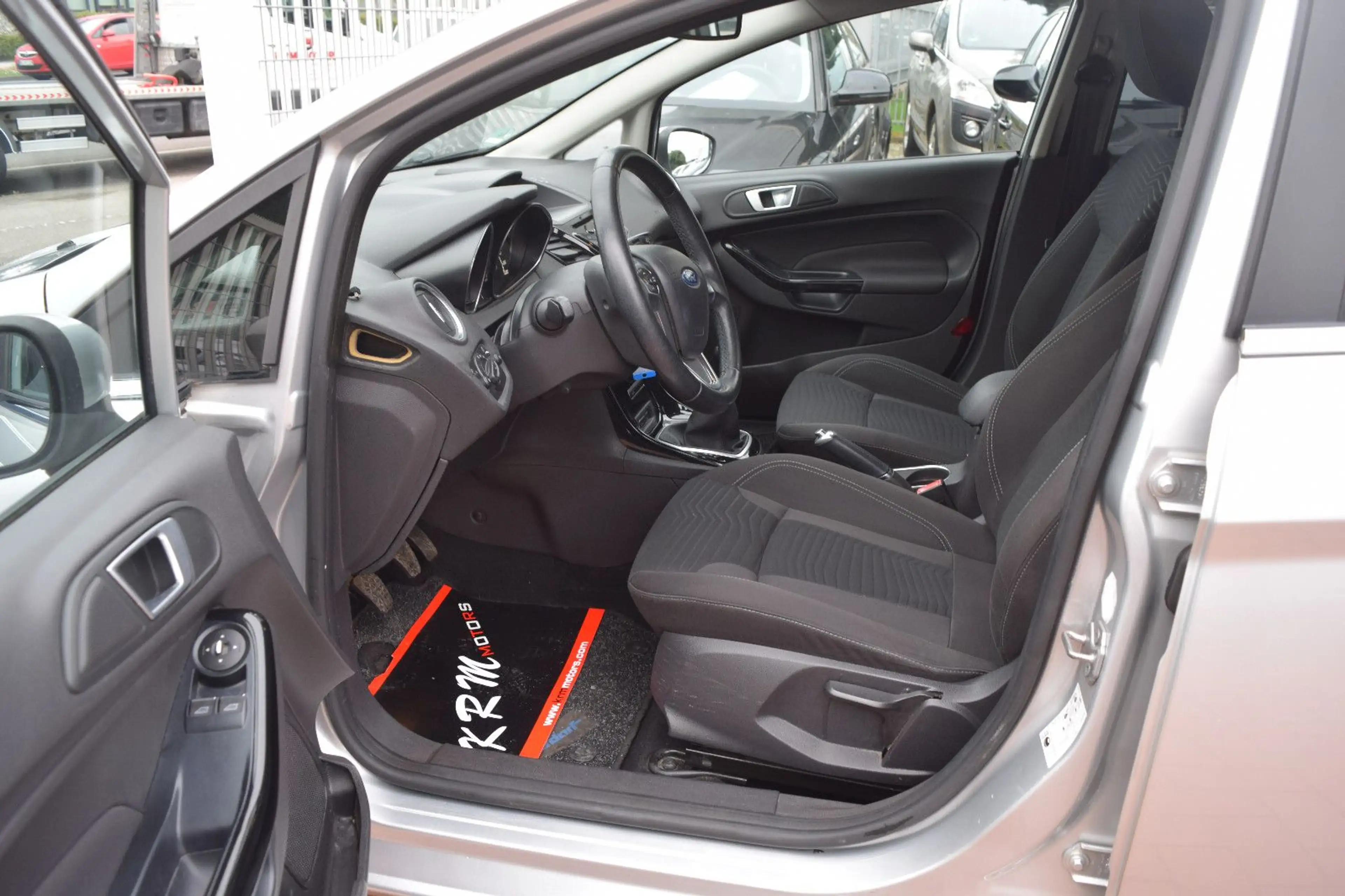 Ford Fiesta KLIMAAUTOMATIK, LED, START&STOP, ISOFIXX — photo 8
