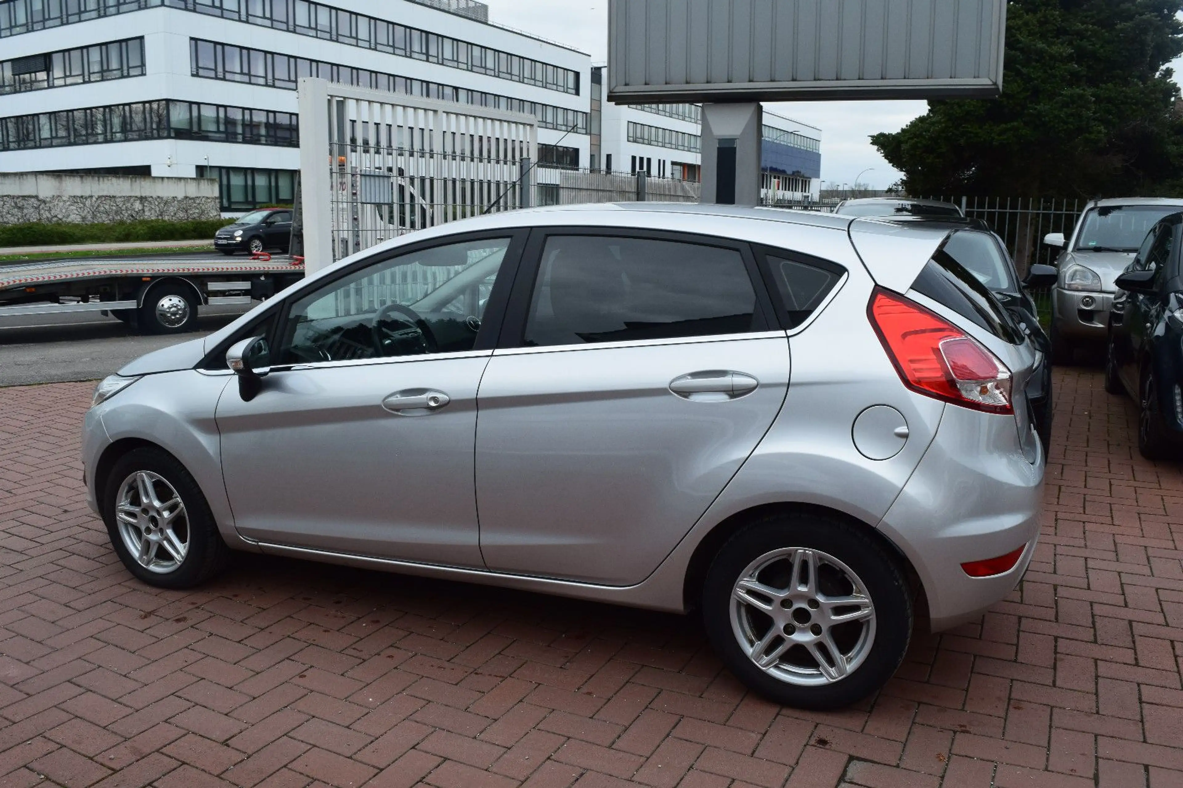 Ford Fiesta KLIMAAUTOMATIK, LED, START&STOP, ISOFIXX — photo 5