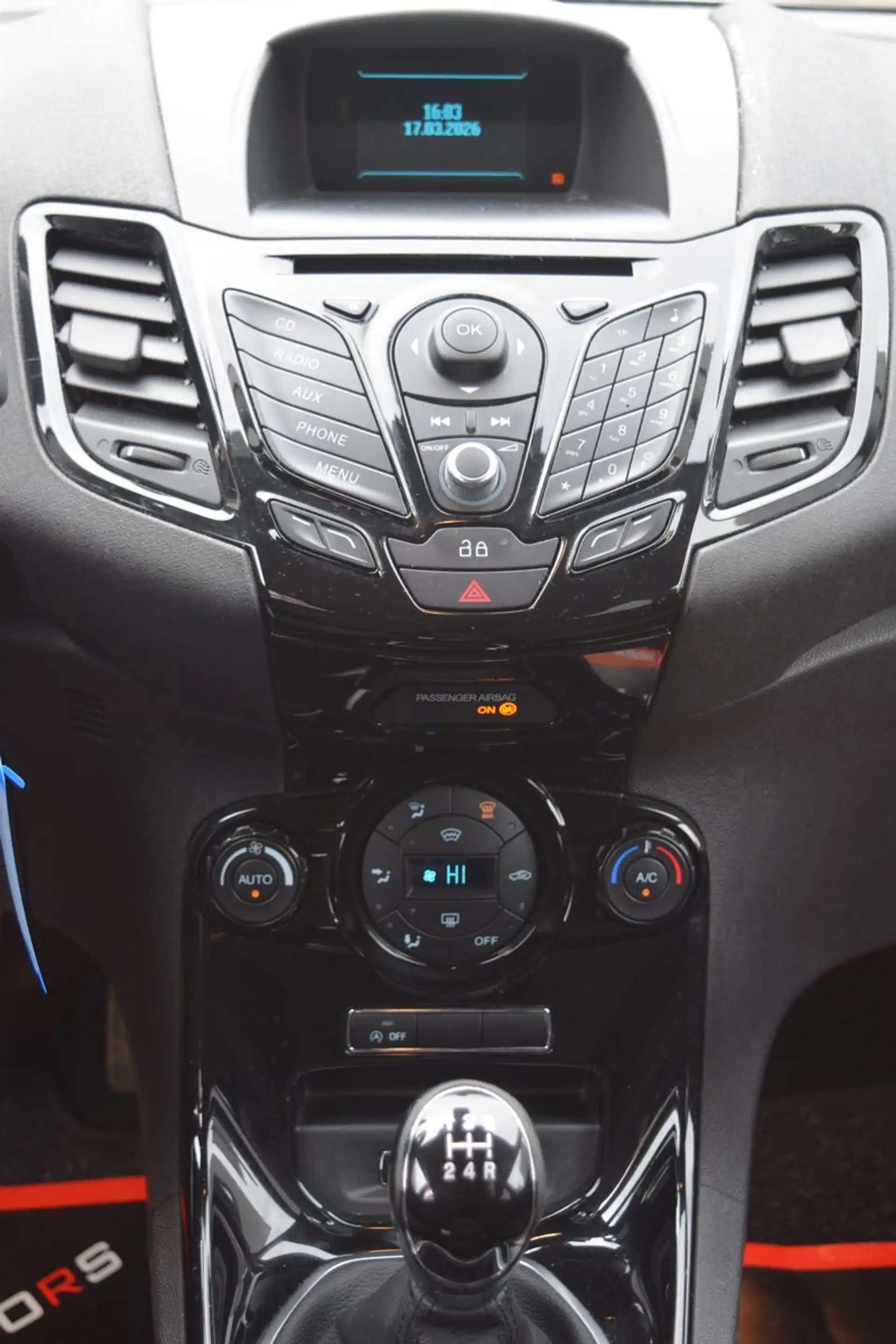 Ford Fiesta KLIMAAUTOMATIK, LED, START&STOP, ISOFIXX — photo 11