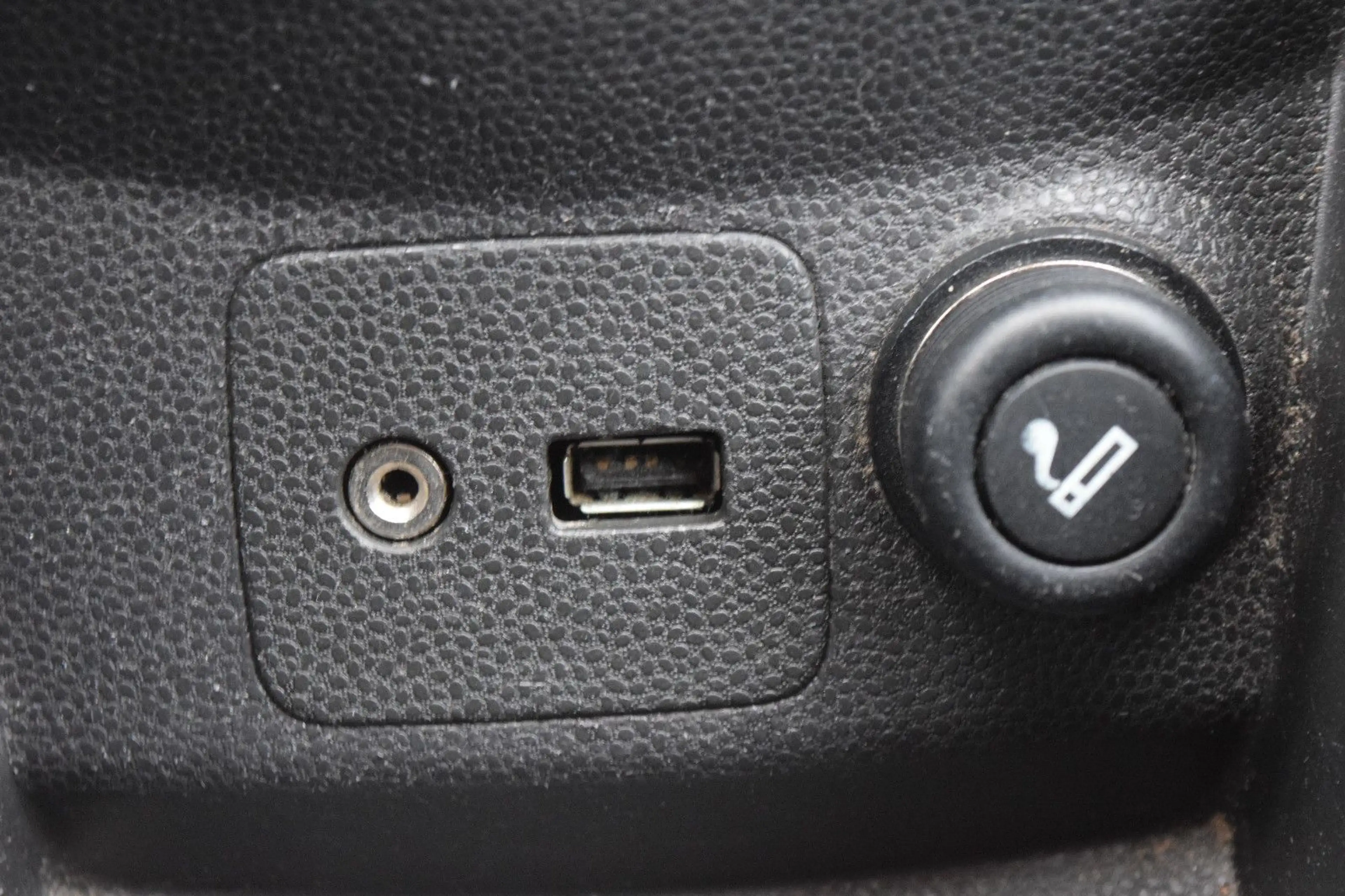 Ford Fiesta KLIMAAUTOMATIK, LED, START&STOP, ISOFIXX — photo 12