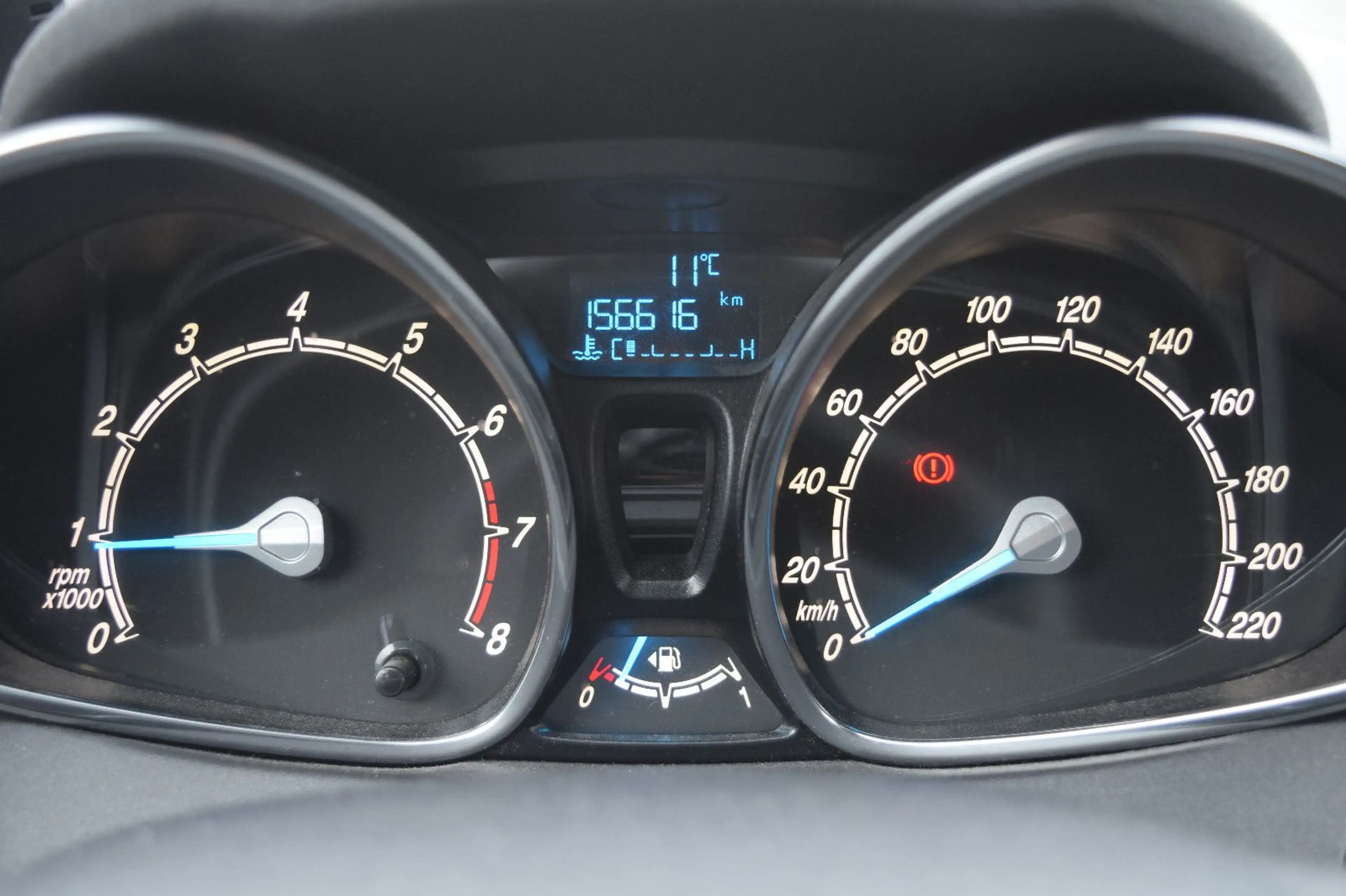 Ford Fiesta KLIMAAUTOMATIK, LED, START&STOP, ISOFIXX — photo 7