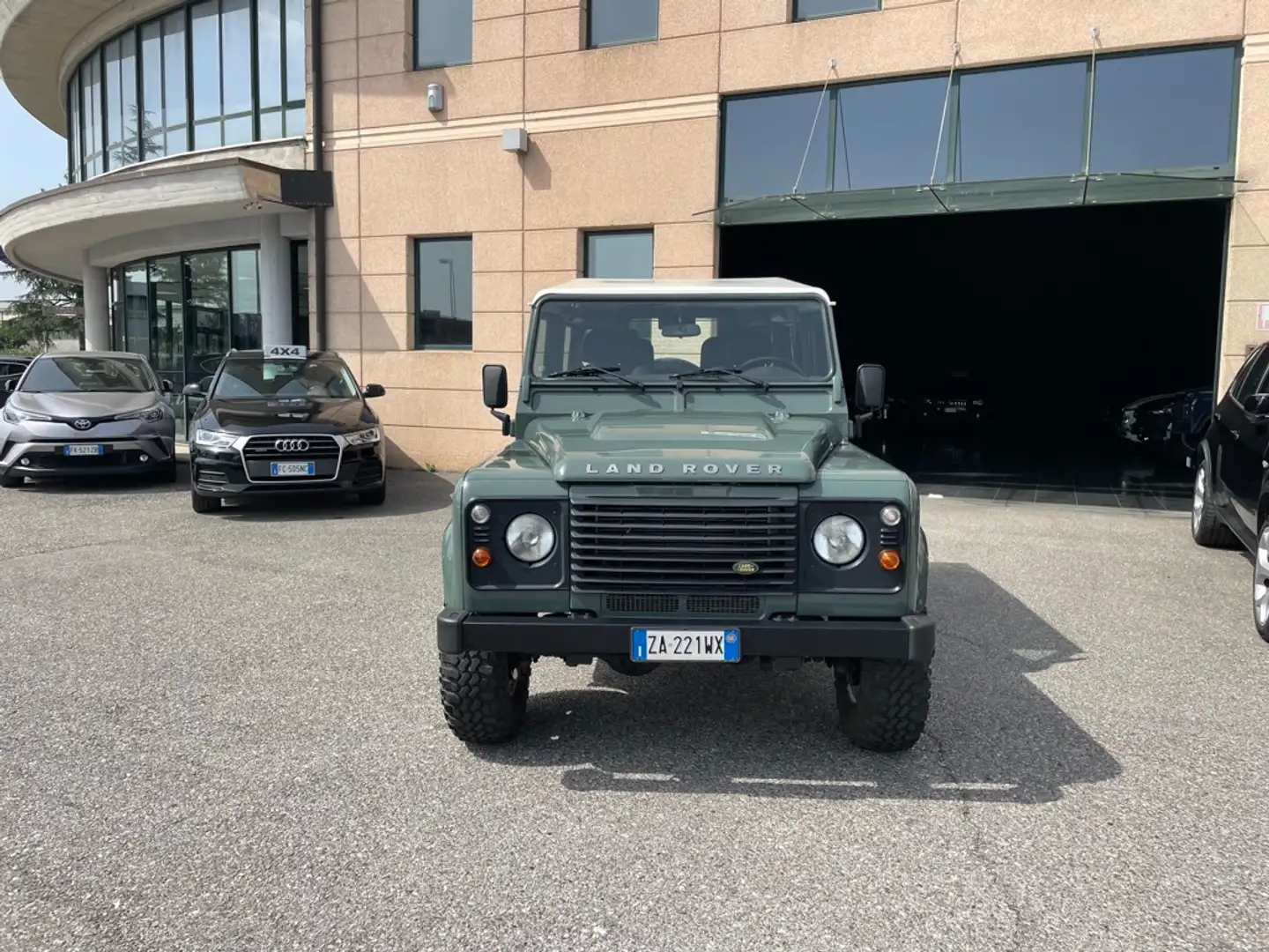 Land Rover Defender 90 2.4 td E SW VETTURA 4POSTI KM99K MAN 6 MARCE Verde - 2
