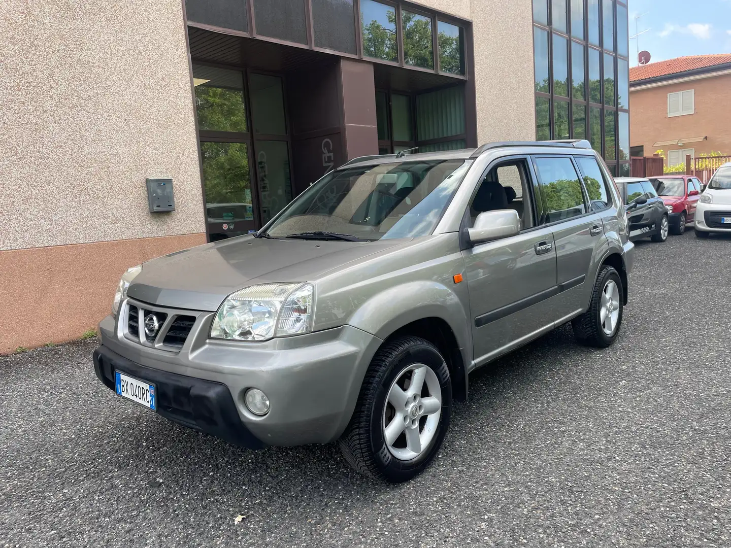 Nissan X-Trail 2.2 td-di Sport Grigio - 1