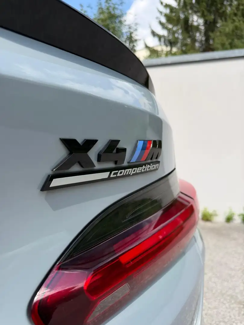 BMW X4 M Competition Grau - 2