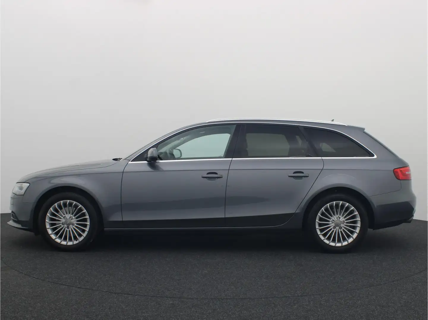 Audi A4 Avant 1.8 TFSI Business Edition TREKHAAK / XENON / Grijs - 2