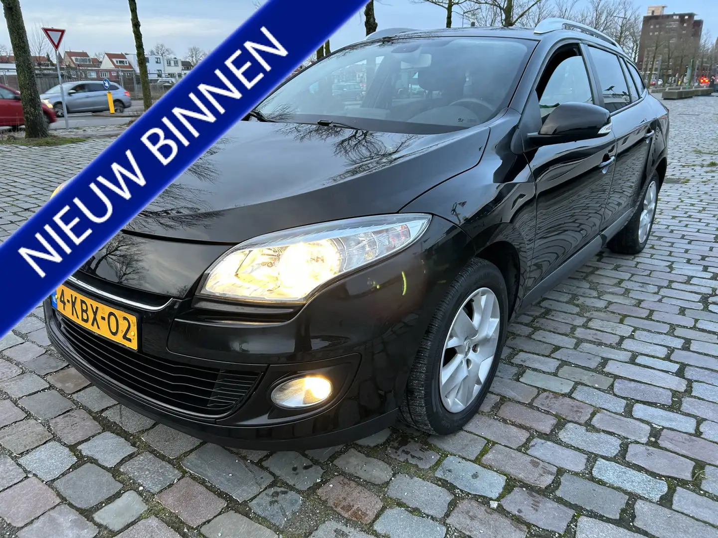 Renault Megane Estate 1.2 TCe Expression MOTOR STUK !!! RIJD NIET Zwart - 1