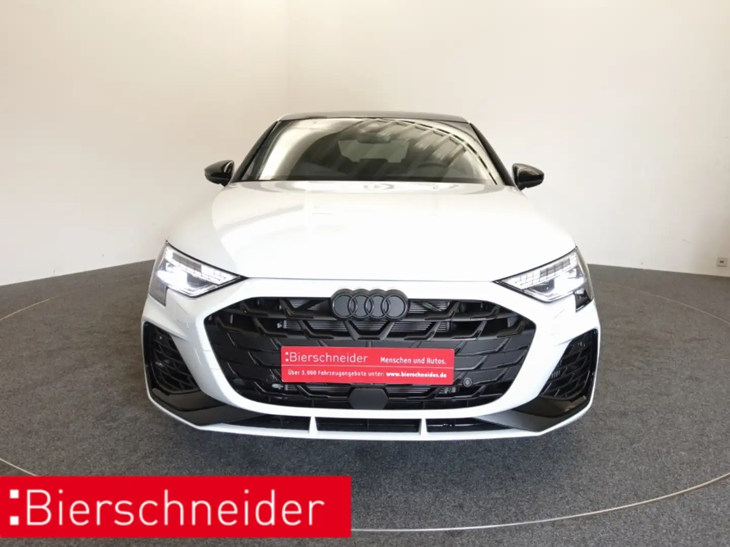 Audi S3 Sportback FACELIFT GARANTIE EA8 AKRAPOVIC PANO MAT Bianco - 2