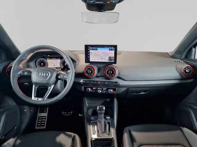 Audi Q2 view 7