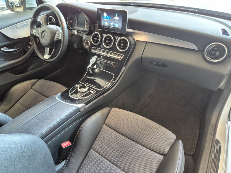 Mercedes-Benz C 180 COUPE AVANTGARDE NAVI LED AMBIENTE SHZ CAM — photo 12