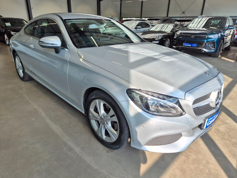 Mercedes-Benz C 180 COUPE AVANTGARDE NAVI LED AMBIENTE SHZ CAM — photo 3
