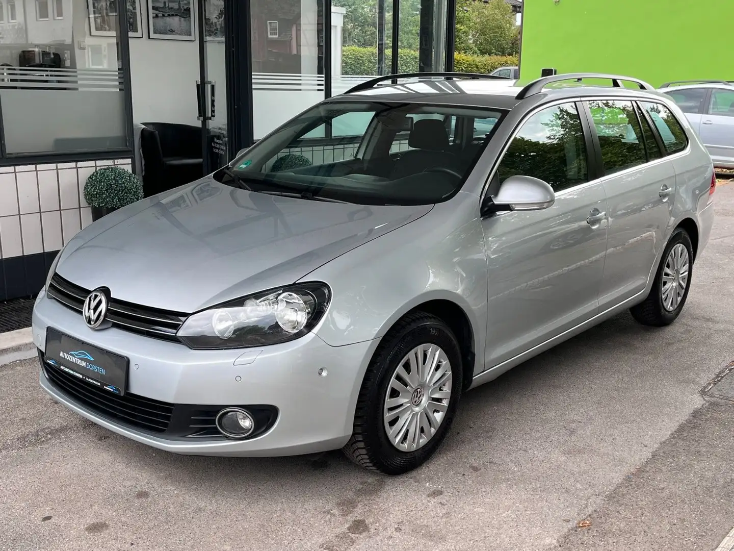 Volkswagen Golf 6 VI 1.6 TDI Variant Comfortline BlueMotion Argento - 1