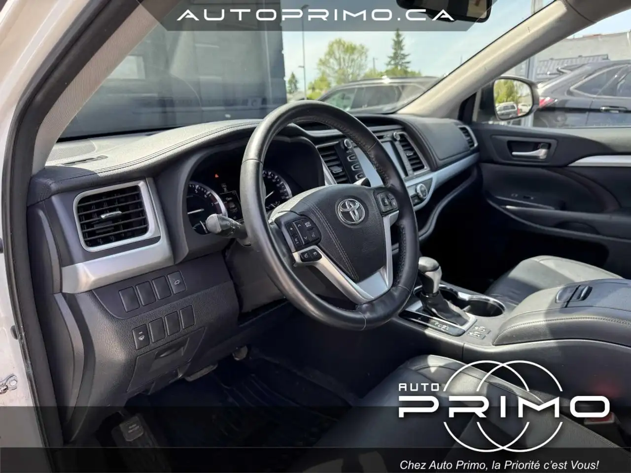 Toyota Highlander снимка Toyota Highlander