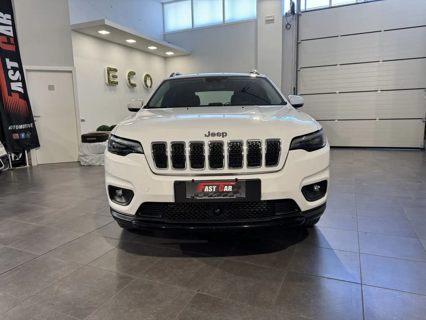 Jeep Cherokee Cherokee 2.2 Mjt Longitude Weiß - 2