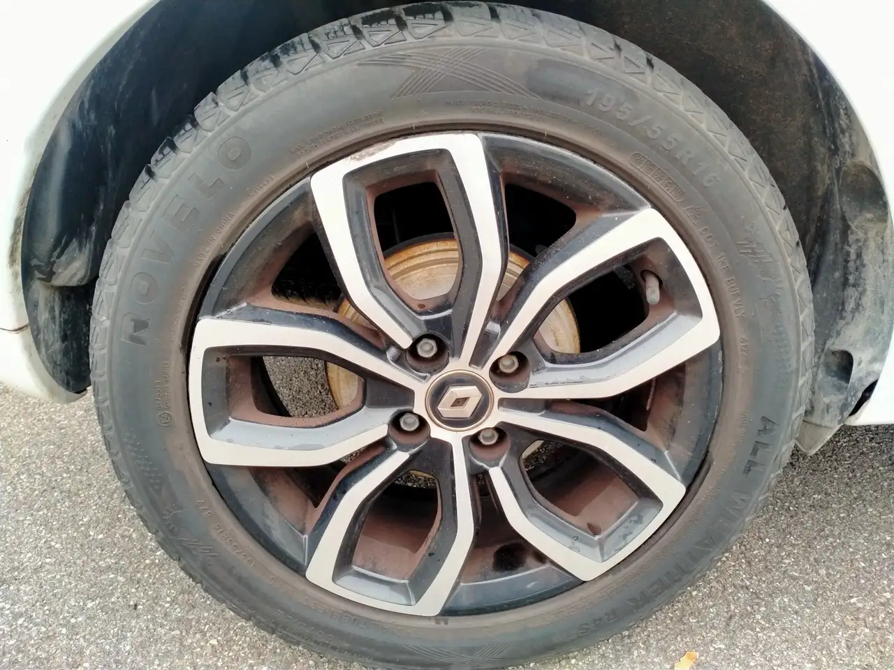 Renault Clio Grandtour — photo 37
