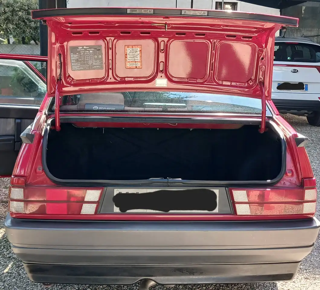 Alfa Romeo 75 1.6 ie, foto 5