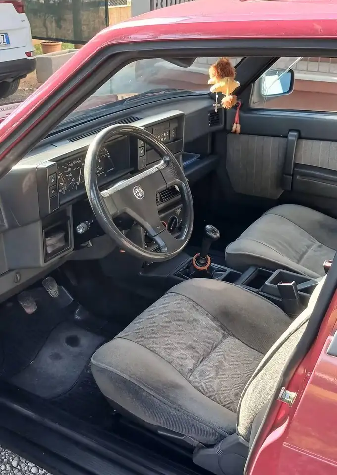 Alfa Romeo 75 1.6 ie, foto 7