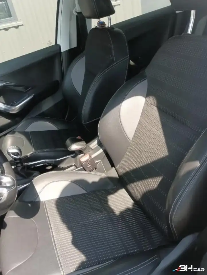 Peugeot 2008 2008 — photo 18
