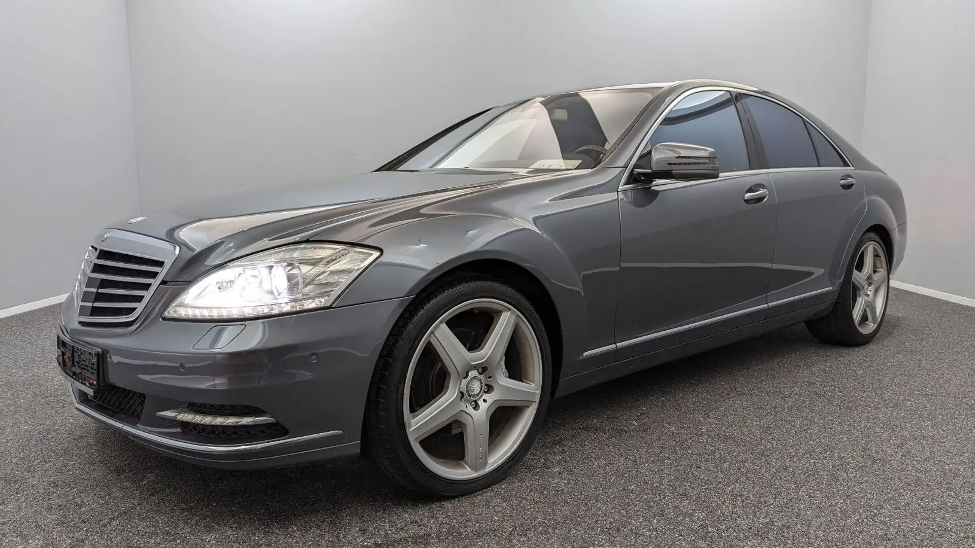 Mercedes-Benz S 320 CDI *KEYL*SITZKLI*NIGHTVI*DISTR* Gris - 1