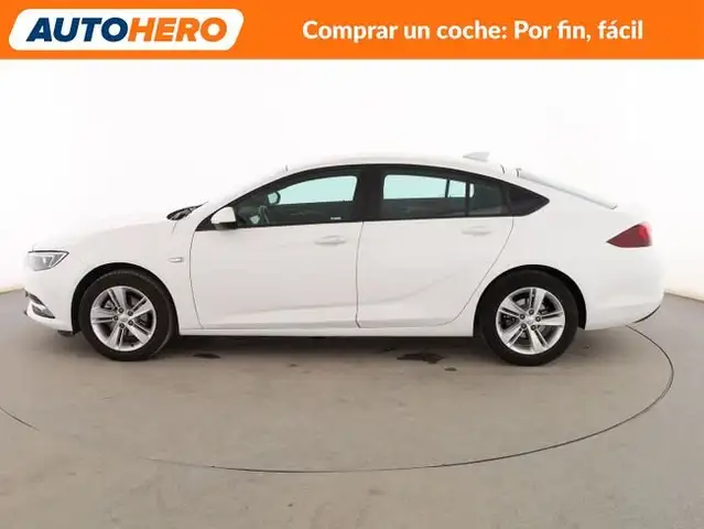 Opel Insignia view 3