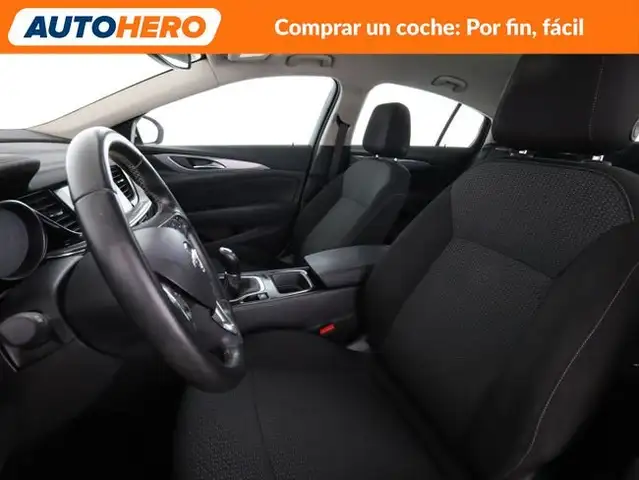 Opel Insignia view 11