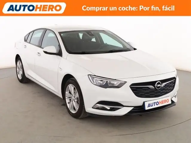 Opel Insignia view 8