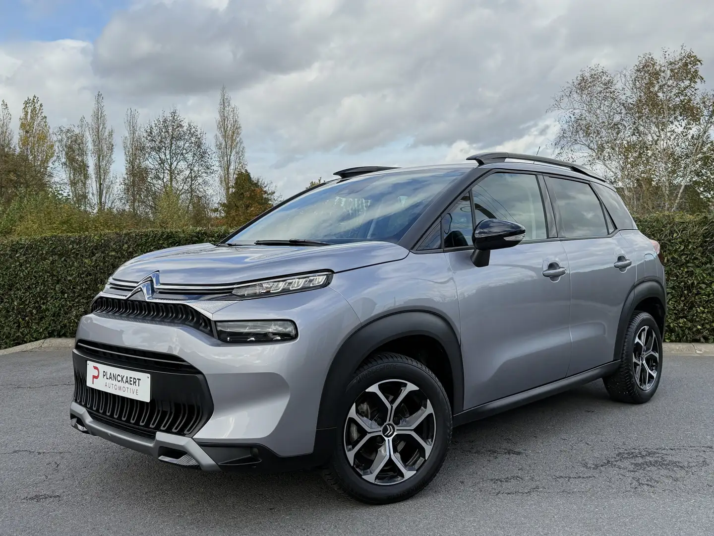 Citroen C3 Aircross 1.2i Benzine 110pk *Carplay/Bluetooth/Pdc/Alu* Grijs - 1