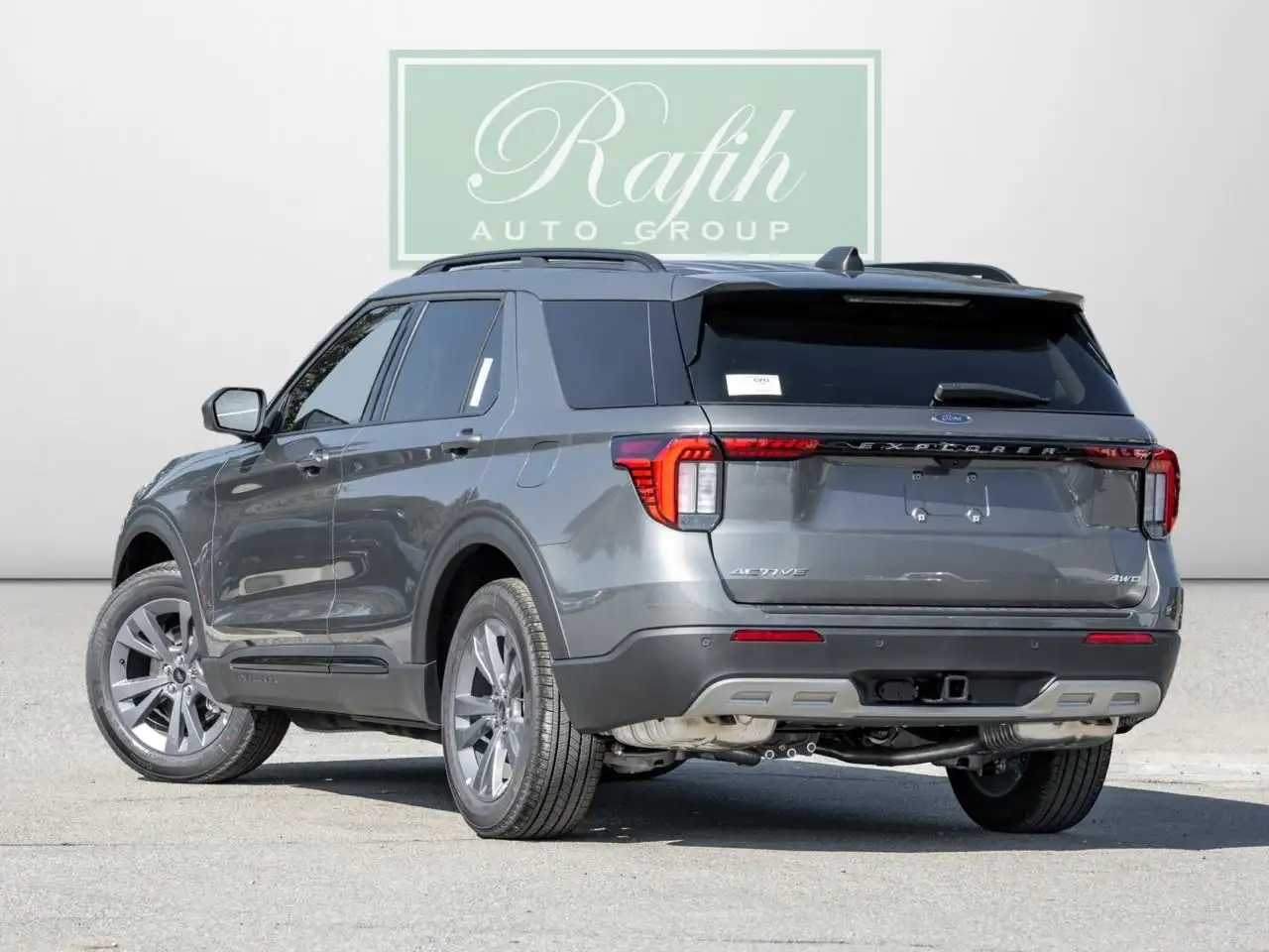 Ford Explorer снимка Ford Explorer