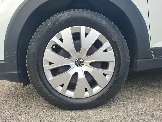 Volkswagen Taigo view 13