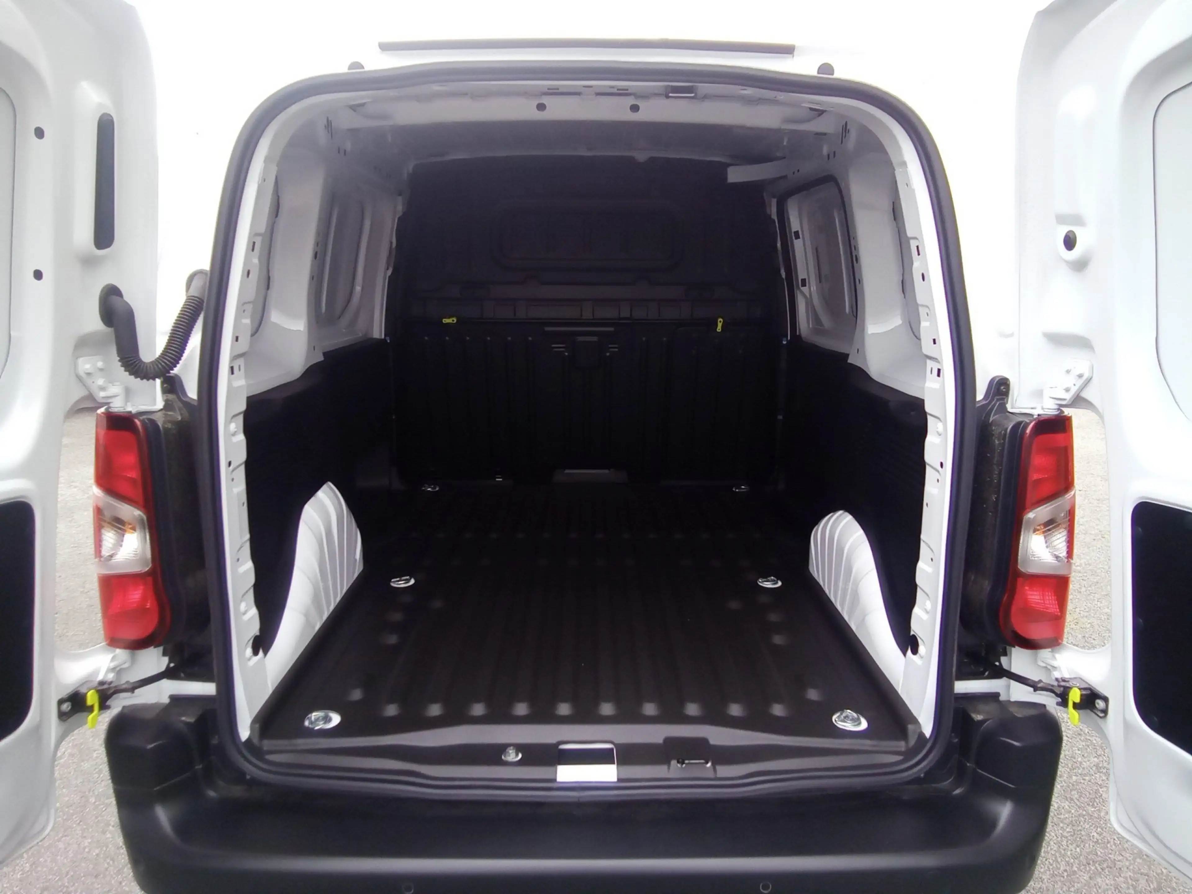 Citroen Berlingo KW 1.5 BHDI 100 M netto EUR 18.825,- — photo 15