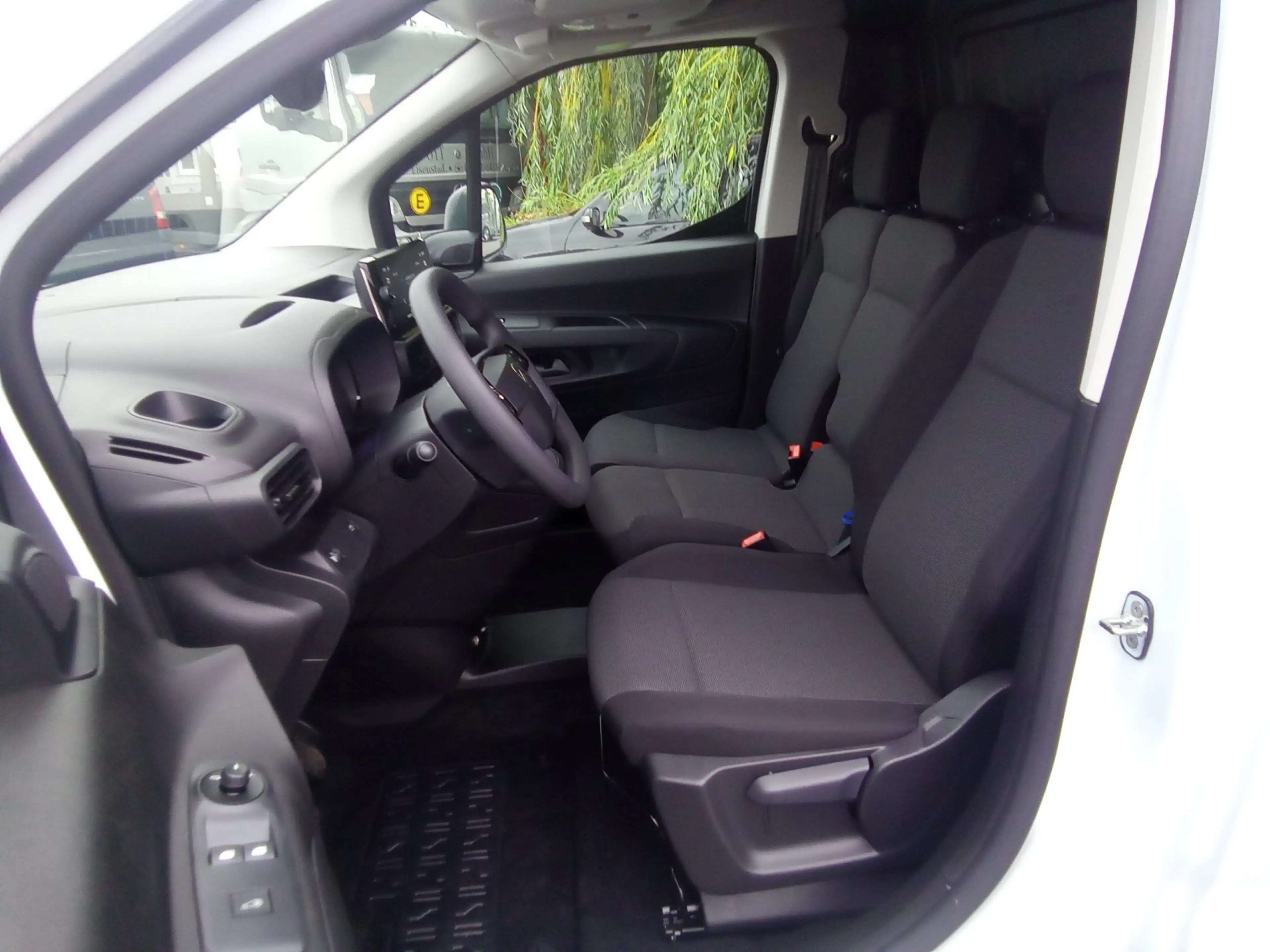 Citroen Berlingo KW 1.5 BHDI 100 M netto EUR 18.825,- — photo 14