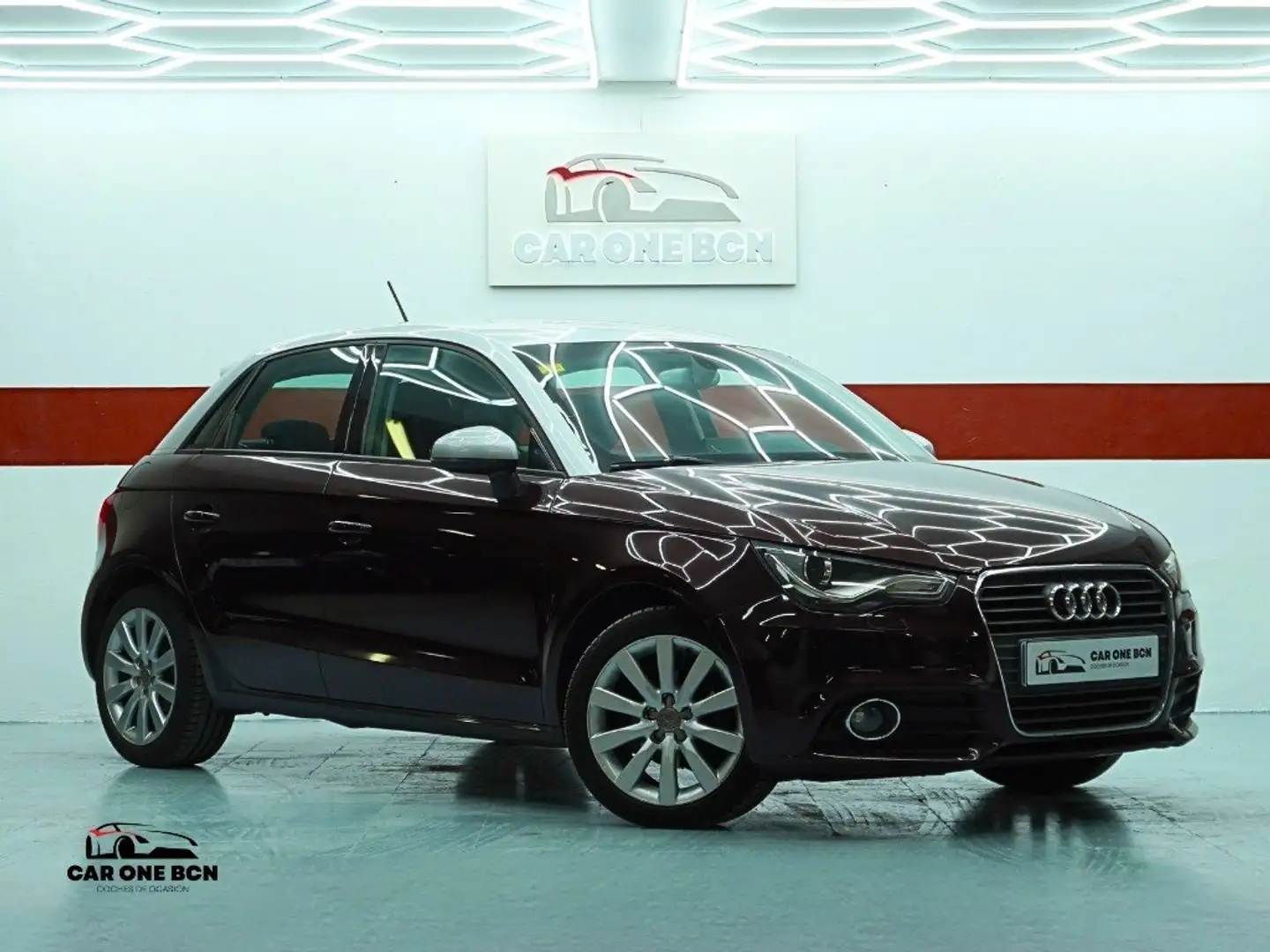 Audi A1 Sportback 1.6 TDI 90cv Ambition Marrón - 1