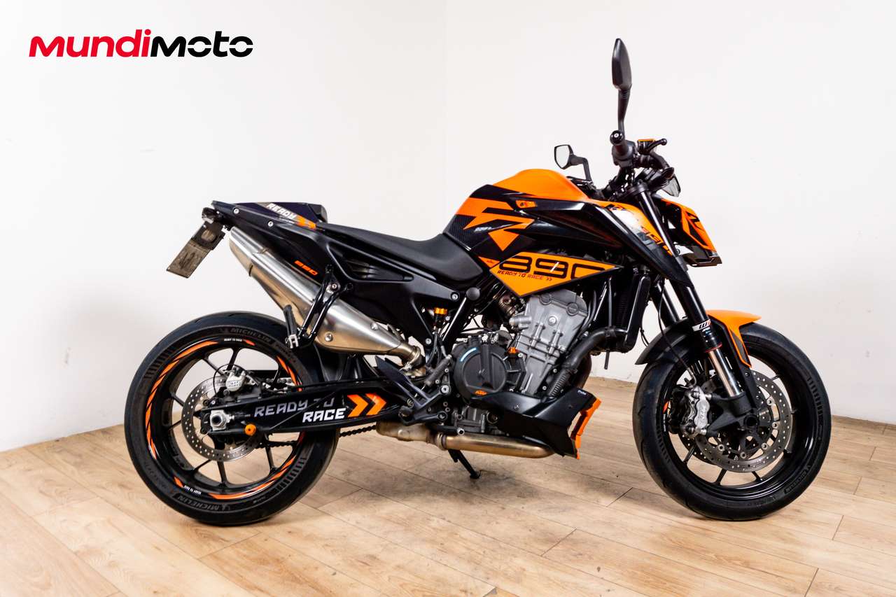 KTM 890 Duke