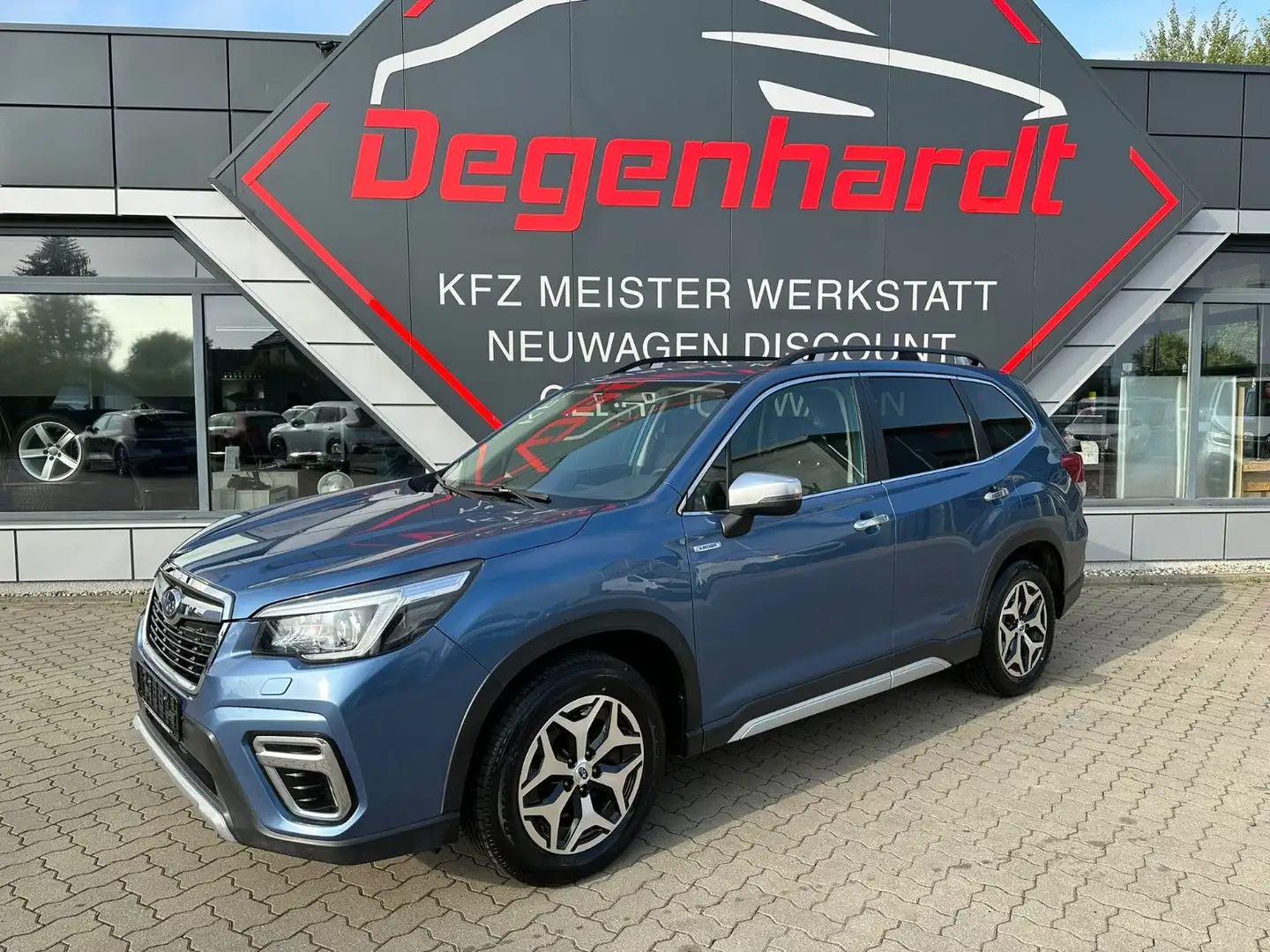Subaru Forester Active LED Kamera AHK Lane Lenkradhzg Blau - 1